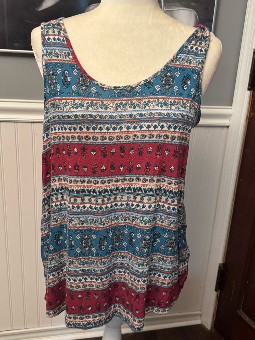 Pink Rose Multicolored Floral Paisley Sleeveless Top Size Large Boho Festival